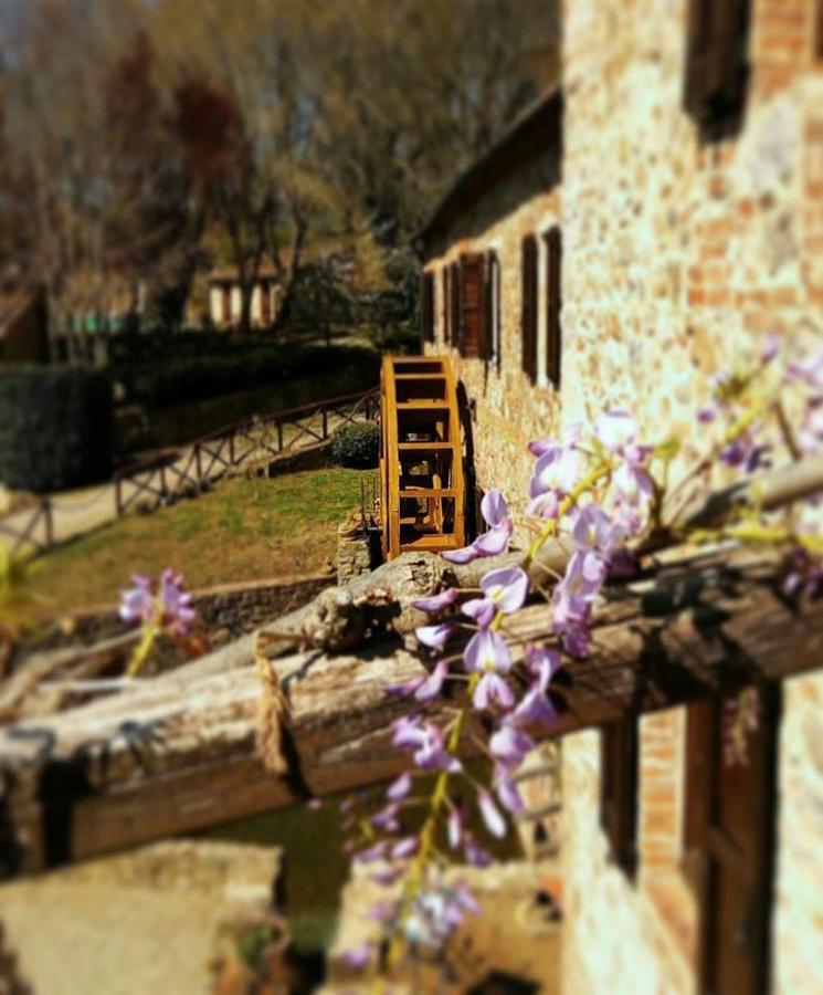 Agriturismo Il Mulino Delle Pile Chiusdino Dış mekan fotoğraf