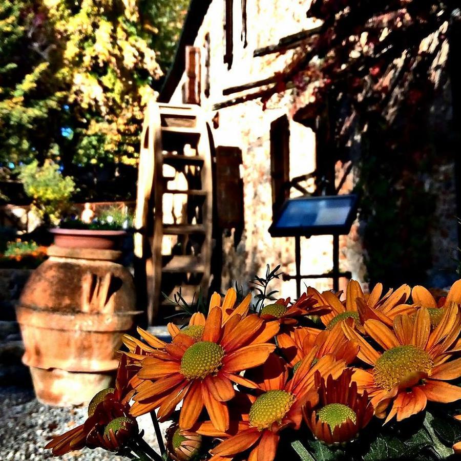 Agriturismo Il Mulino Delle Pile Chiusdino Dış mekan fotoğraf